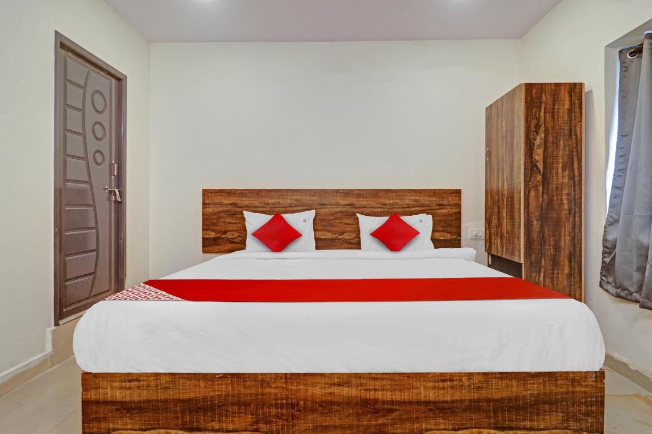 Hotel O R Square Inn Hyderabad Eksteriør billede