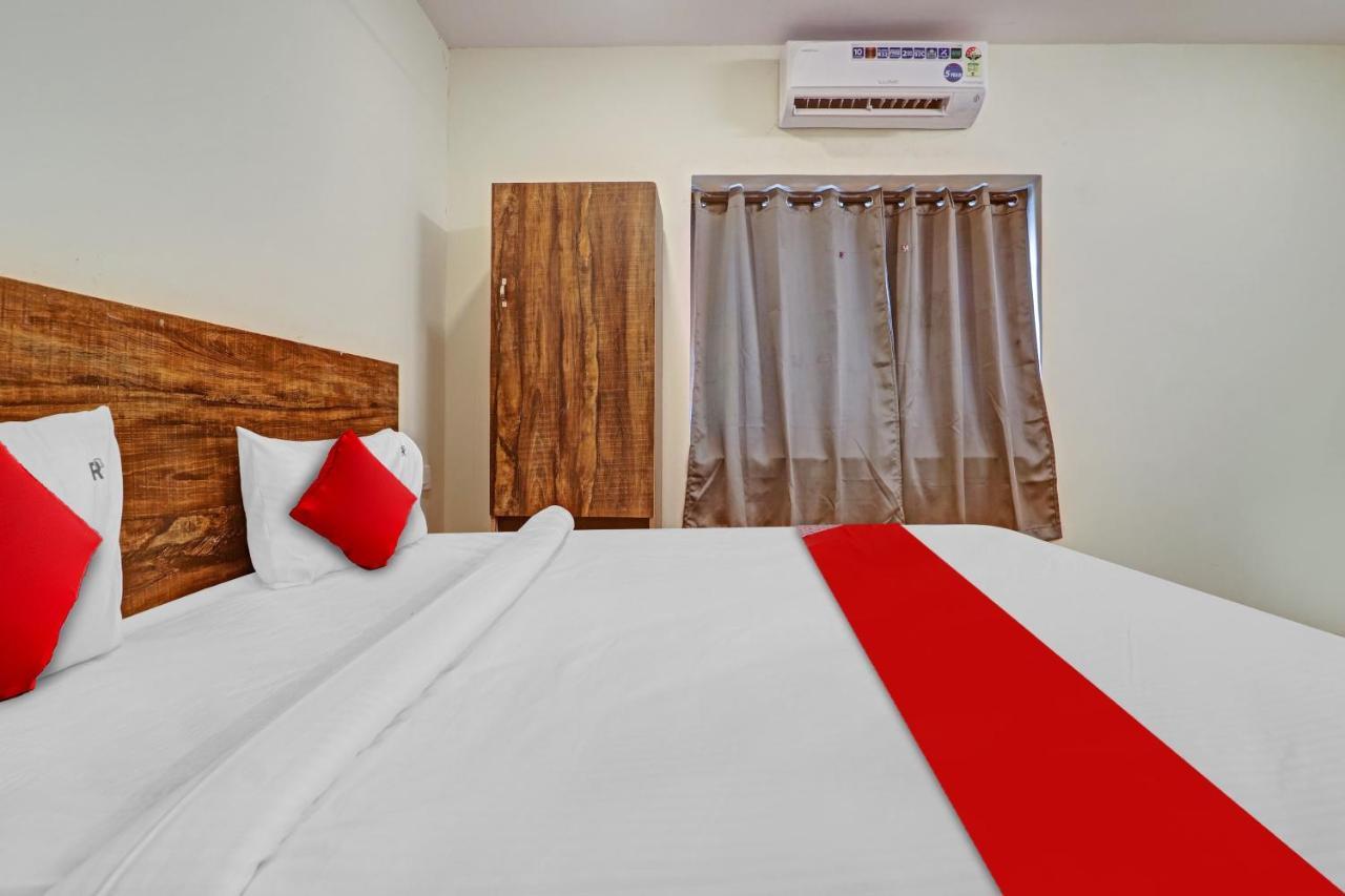 Hotel O R Square Inn Hyderabad Eksteriør billede