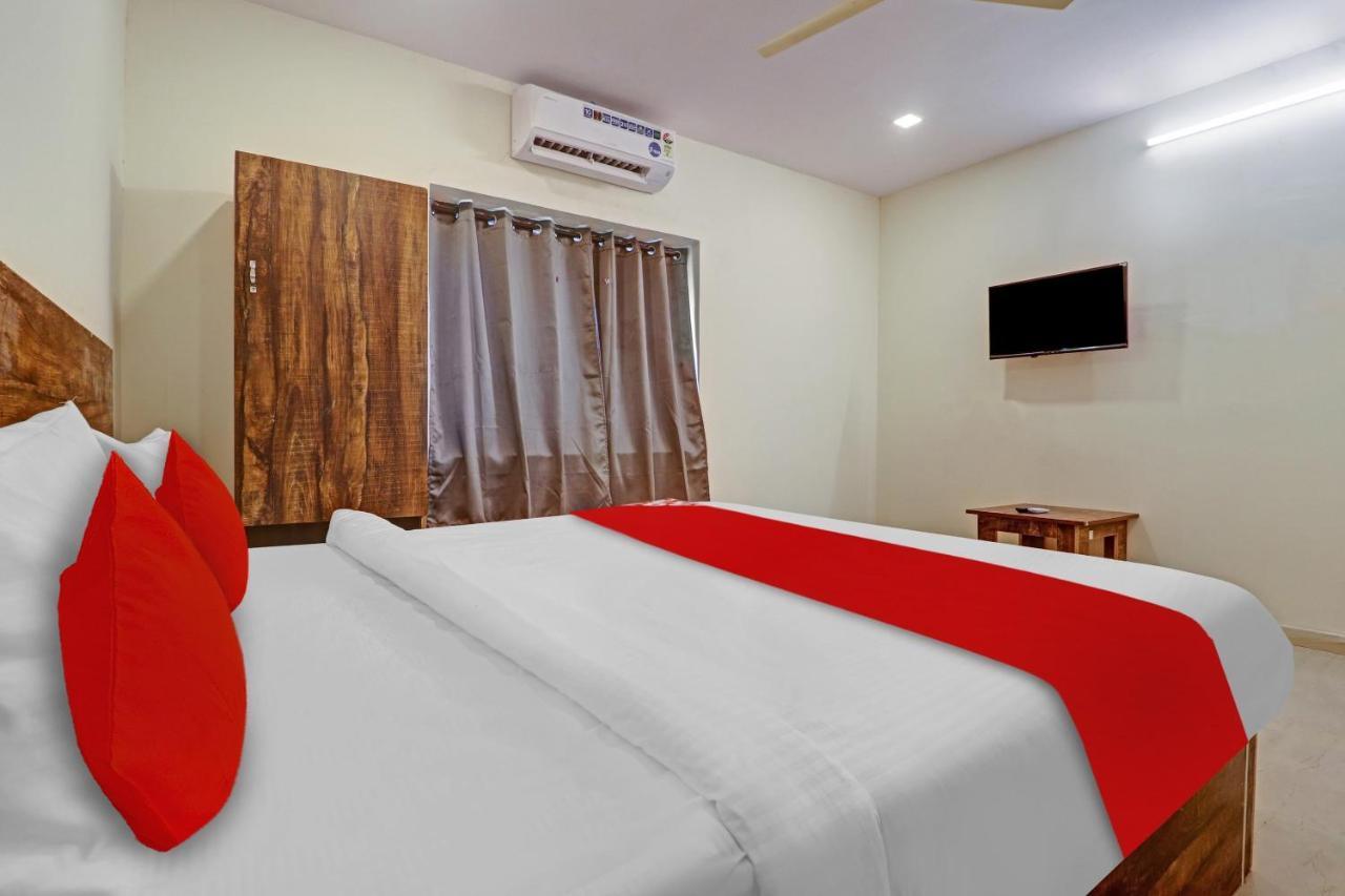 Hotel O R Square Inn Hyderabad Eksteriør billede