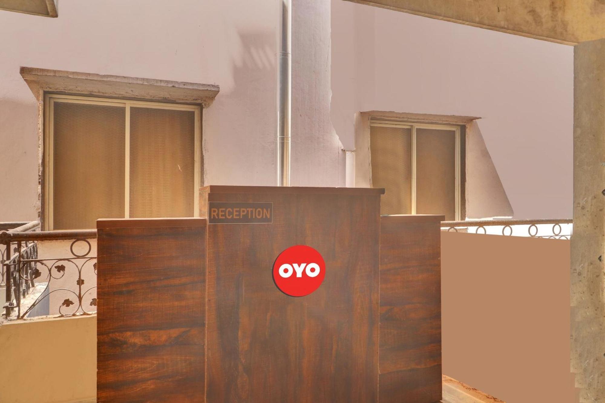 Hotel O R Square Inn Hyderabad Eksteriør billede